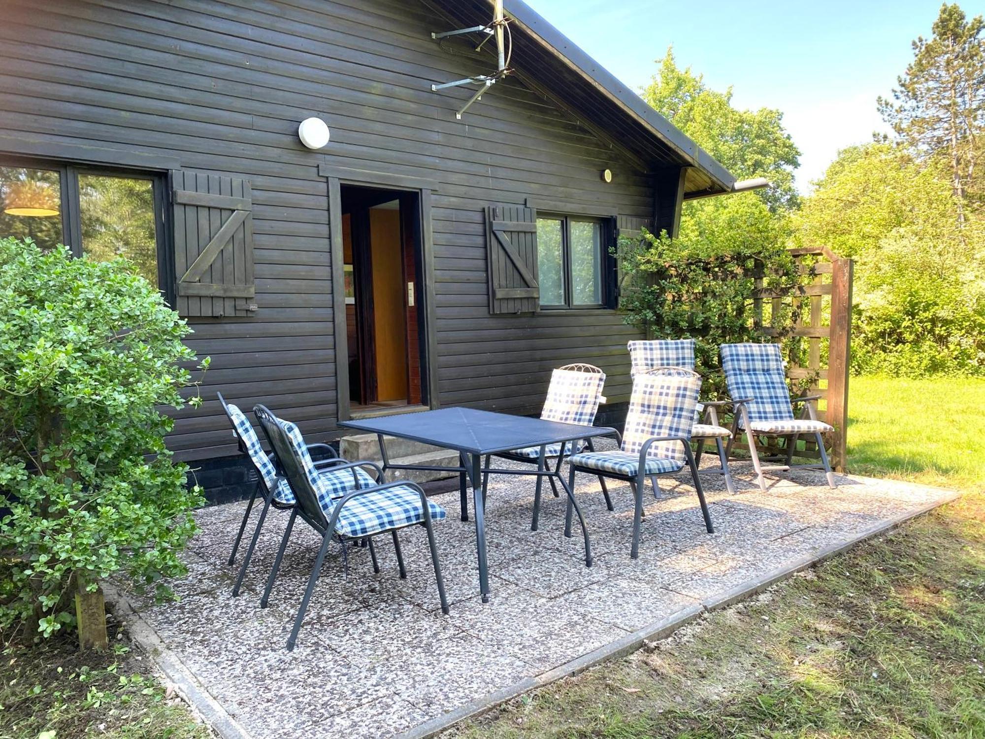 Heidegut Eschede Reitsportanlage Und Feriendorf Luaran gambar